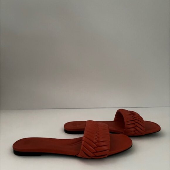 Zara Orange Quilted Flat Slides - Picture 3 of 3